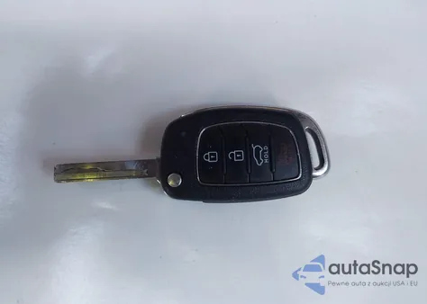 2017 Hyundai Santa Fe Se from USA, damaged, VIN KM8SMDHF4HU209870